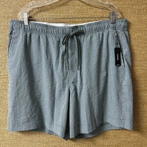 Express Shorts Men's XL Gray Stripe NWT